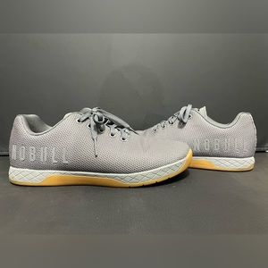 These shoes are brand new (no box) only worn one time and didn’t like them.
